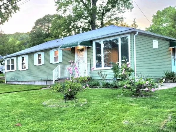 8 Henoch Ave, Clifton City, NJ 07013