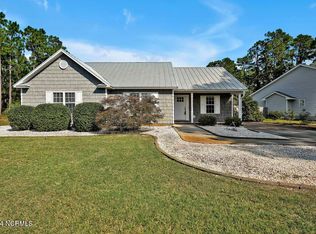 1121 Grant Cir, Southport, NC 28461