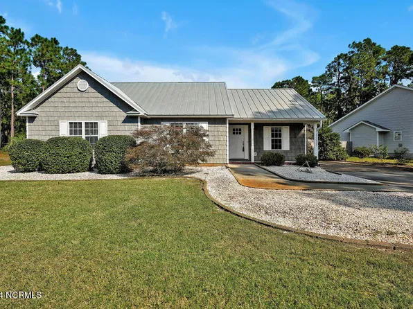 1121 Grant Circle, Southport, NC 28461