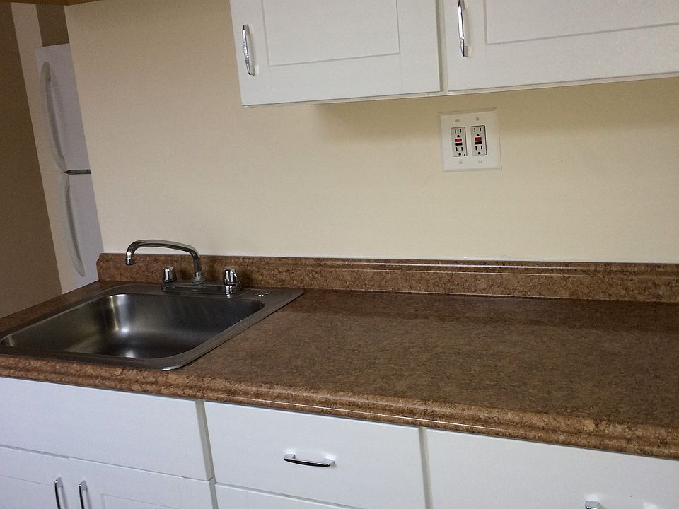 1st image of 1417 W Sherwin Ave APT 3B