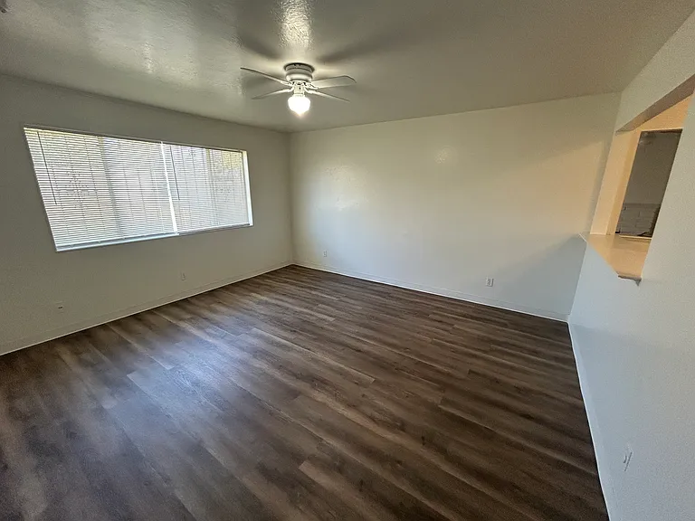 4694 N Holt Ave — Photo 4
