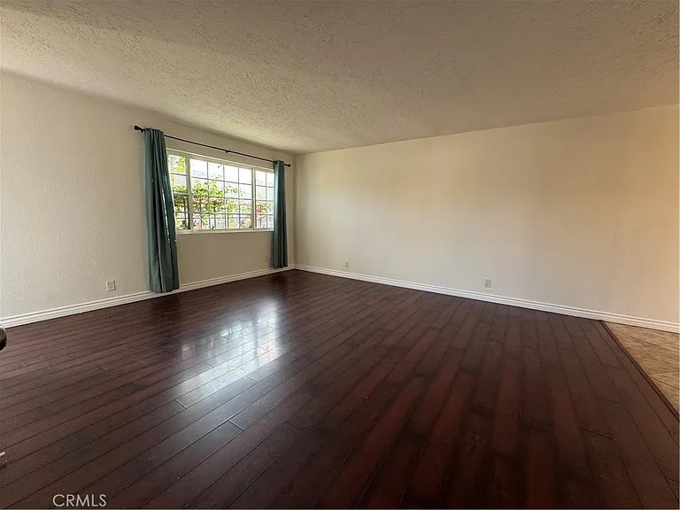 312 Silton Ave — Photo 4