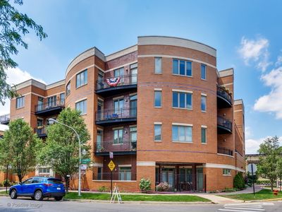 4150 N Kenmore Ave APT 304, Chicago, IL, 60613