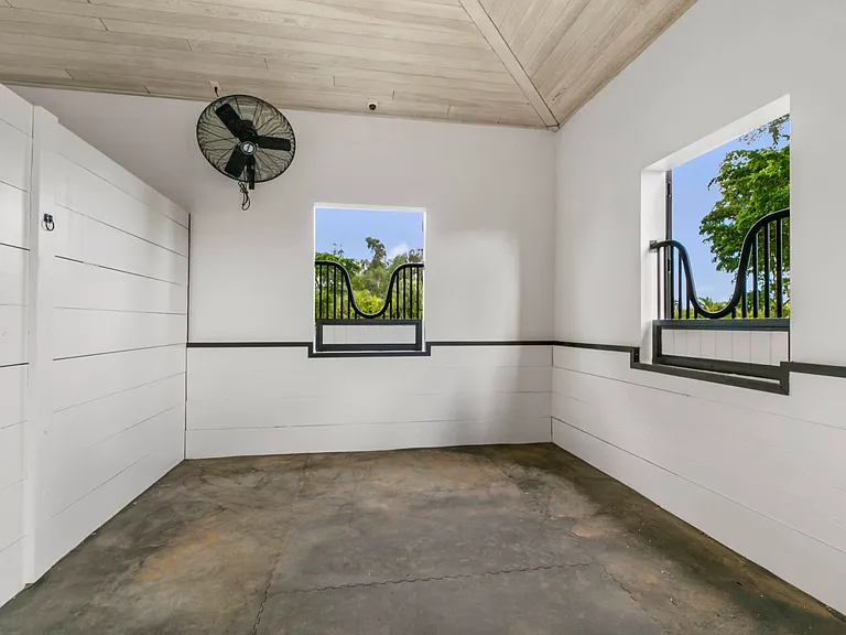 15726 Estancia Ln — Photo 16