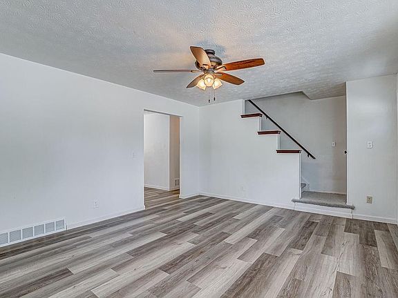 5th image of 9044 Orangewood Dr