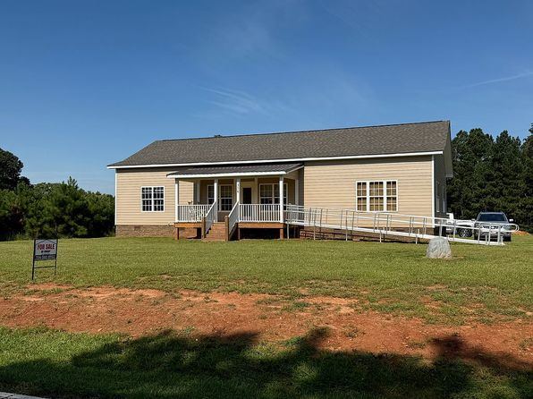 376 Skippers Lodge Rd