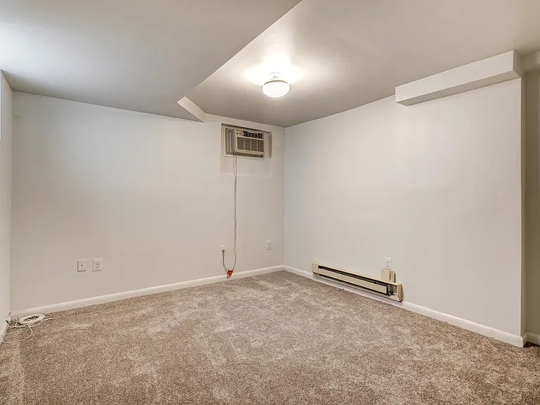 904 French St NW #2 — Photo 9