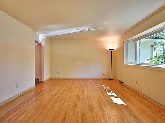 3rd image of 4233 Kenridge Dr