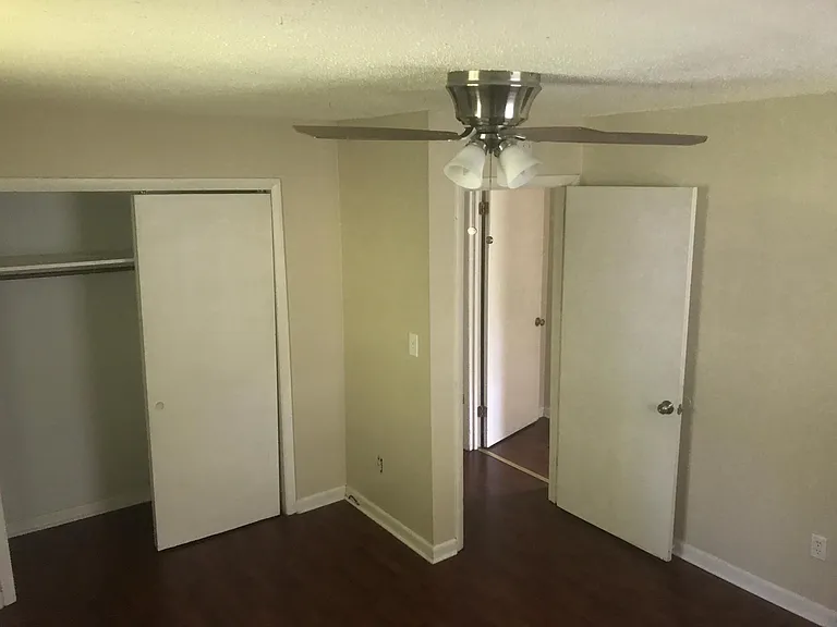 2110 Arrow Ct — Photo 12
