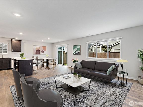 4th image of 207 169th Place SW