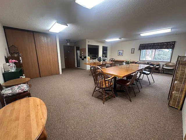 619 Highway 71 NE