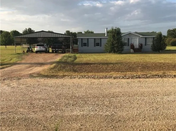 128 County Road 418 Unit C, Comanche, TX 76442