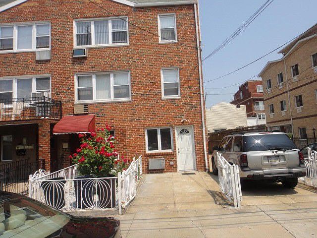 1st image of 2535 W 16th St