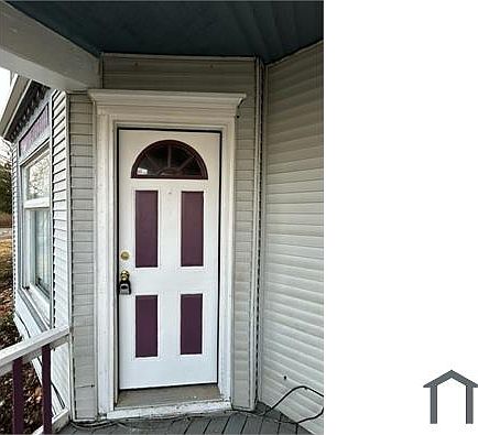 3rd image of 501 Washtenaw Rd APT 1A