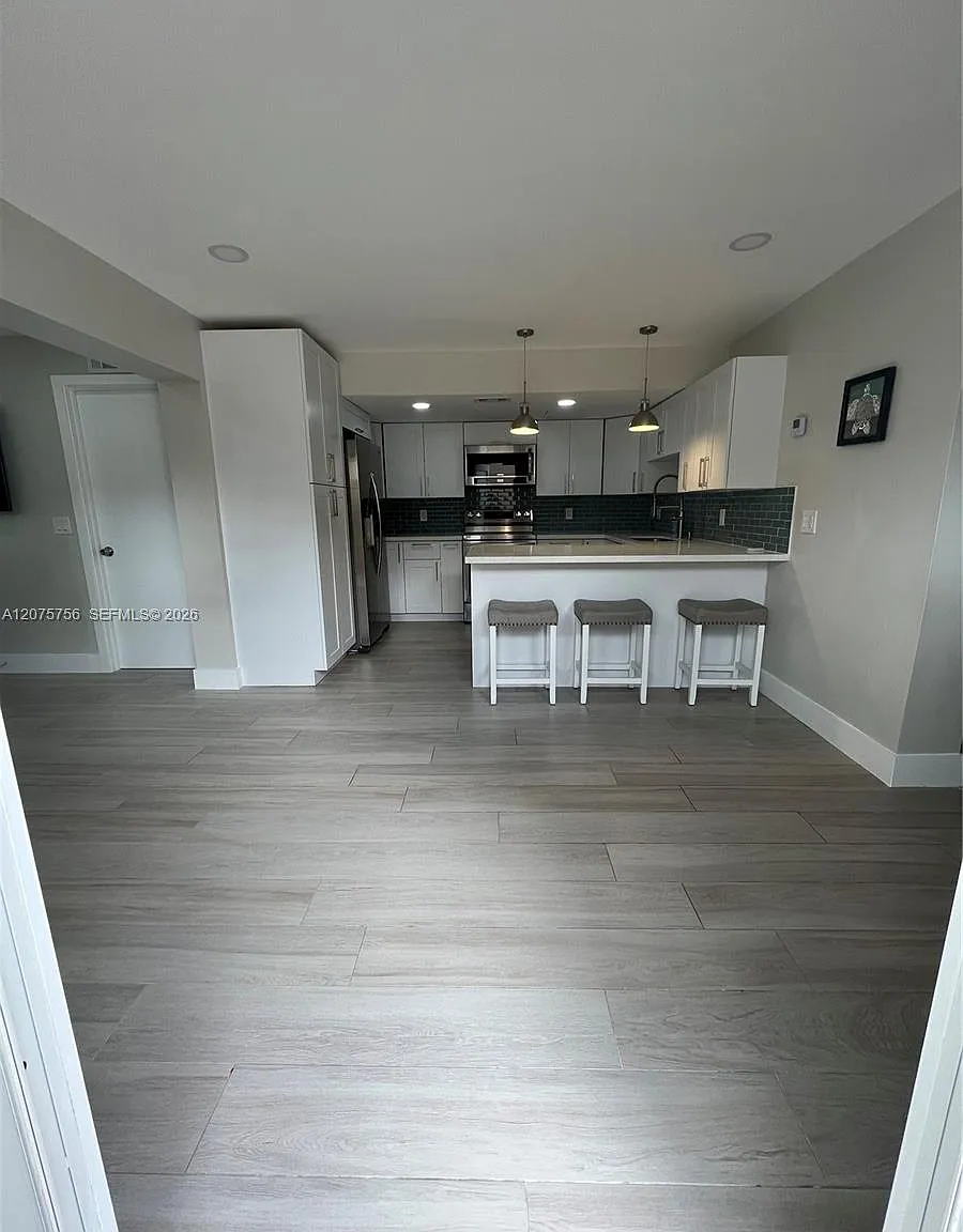 Miami Lakes Cypress Villa — Photo 2