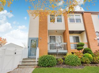 270 Leverett Ave, Staten Island, NY 10308