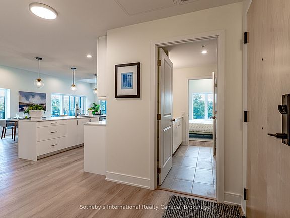 2nd image of 121 Mary St #311