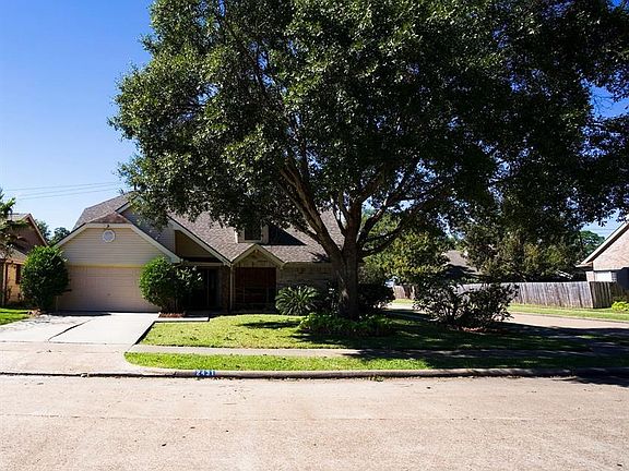 5th image of 2431 Barrington Place Dr