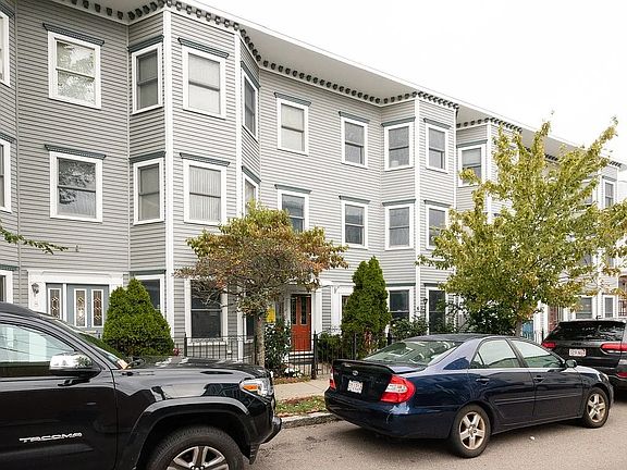 2nd image of 12 Roseclair St