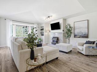 6440 197th St #304, Langley, BC V2Y 1H9