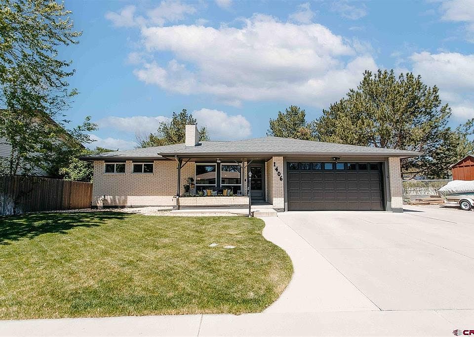 1st image of 1406 Sherwood Drive