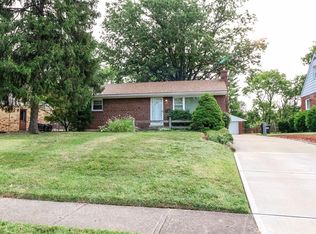 9068 Ranchill Dr, Cincinnati, OH 45231