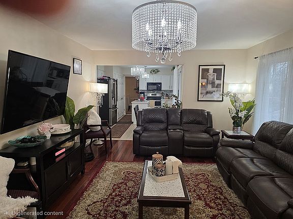 4th image of 425 Thornridge Ct