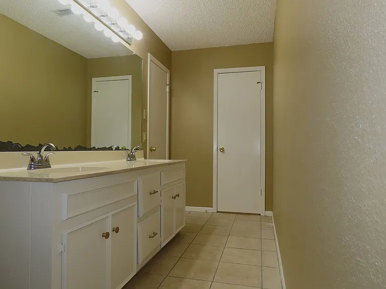 11782 S Hillcreek Rd — Photo 32
