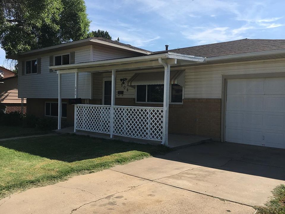 1st image of 804 S 1st St