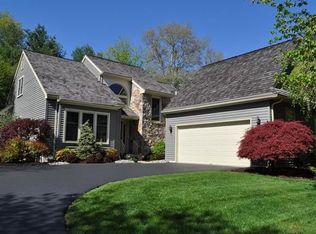 114 Ponds Ln, Wilmington, DE 19807
