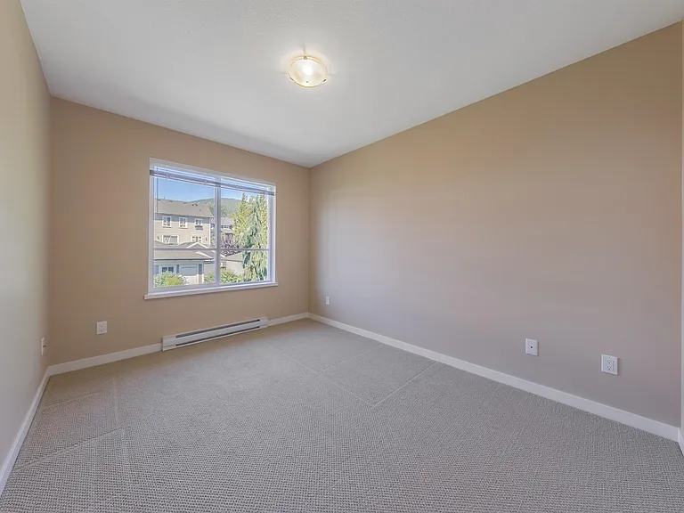 3445 Wilkie Ave #13 — Photo 12