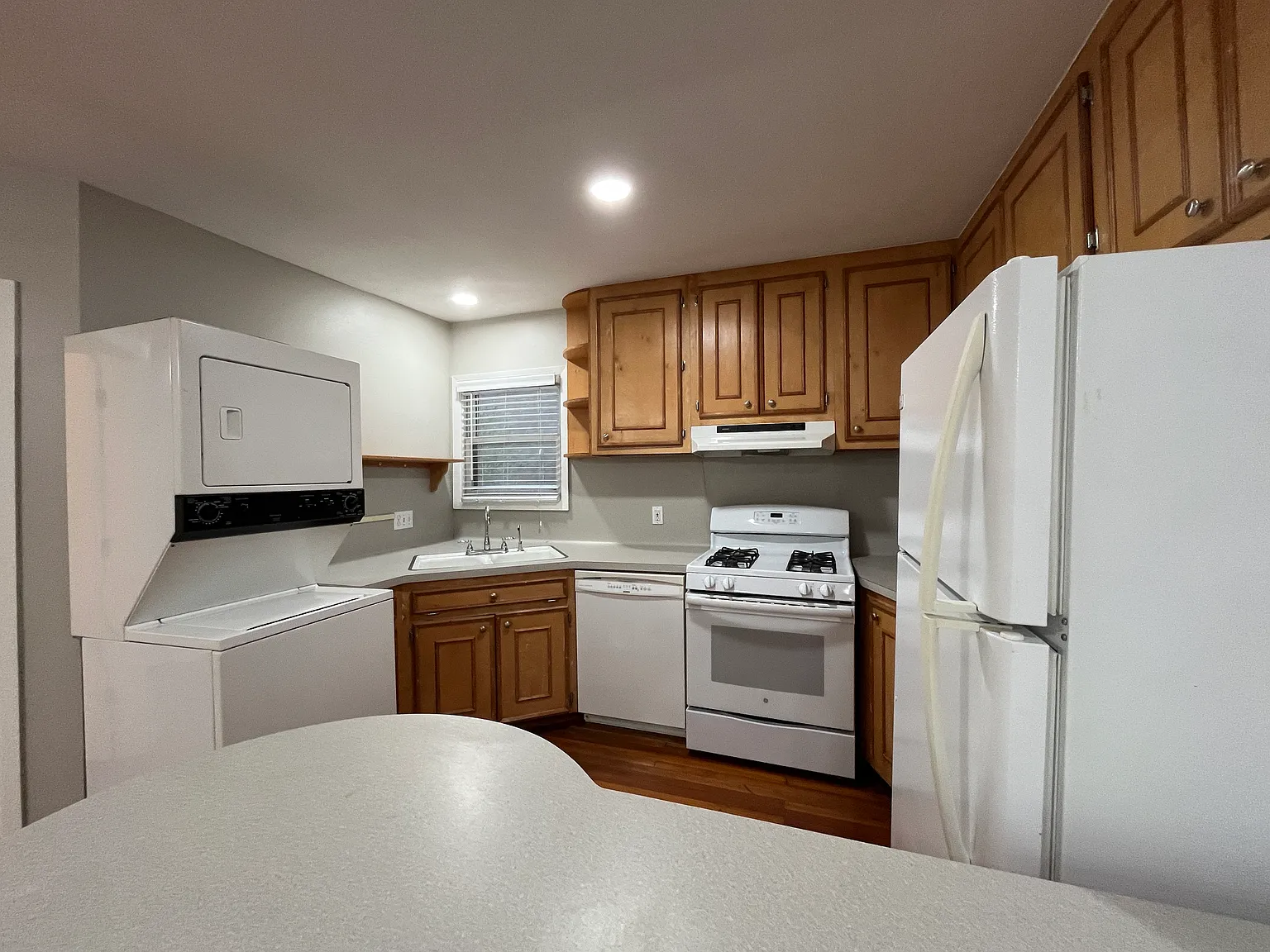 1 bed, 880 sqft, $1,500 — Photo 4