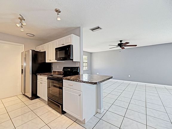 2nd image of 2643 Grand Cayman St