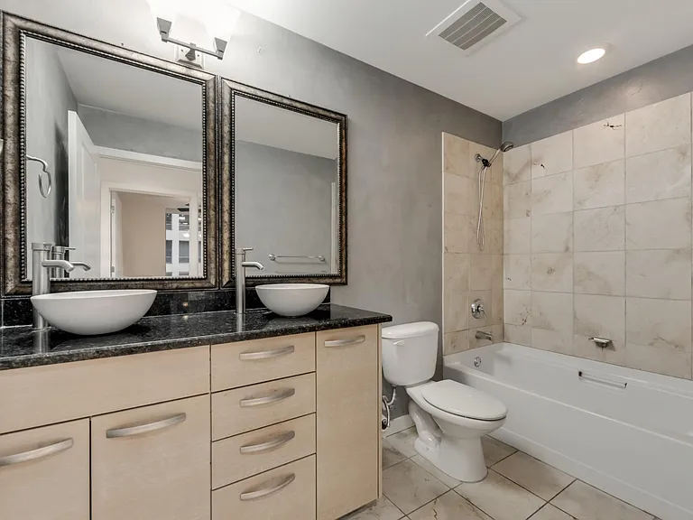 1200 Main St #1007 — Photo 18