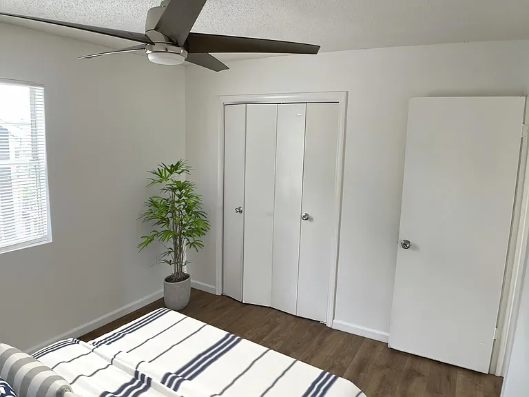 801 W Scenic Dr — Photo 5