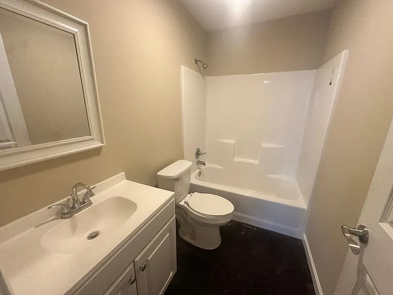 2129 Cline St — Photo 8