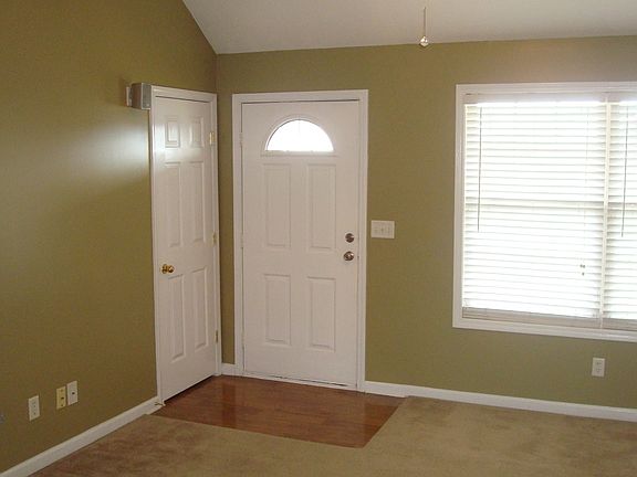 3rd image of 10005 Nevada Ave