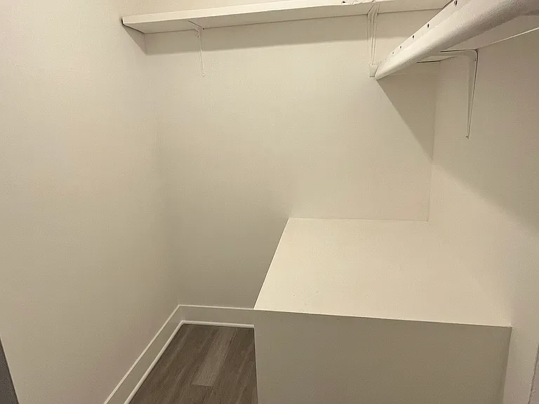 2205 Cardinal Ct — Photo 8