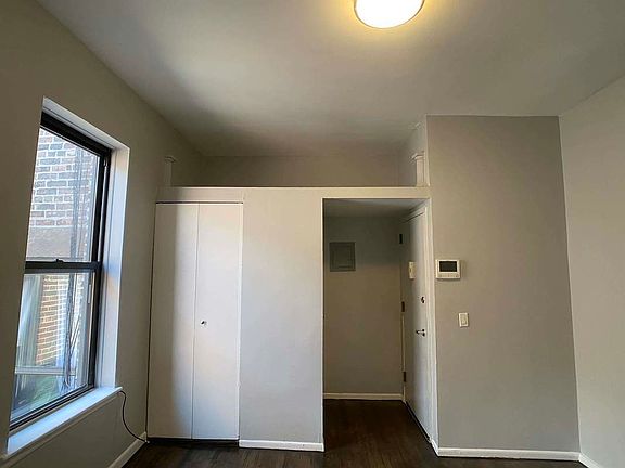 4th image of 200 W 83rd St APT 4RW