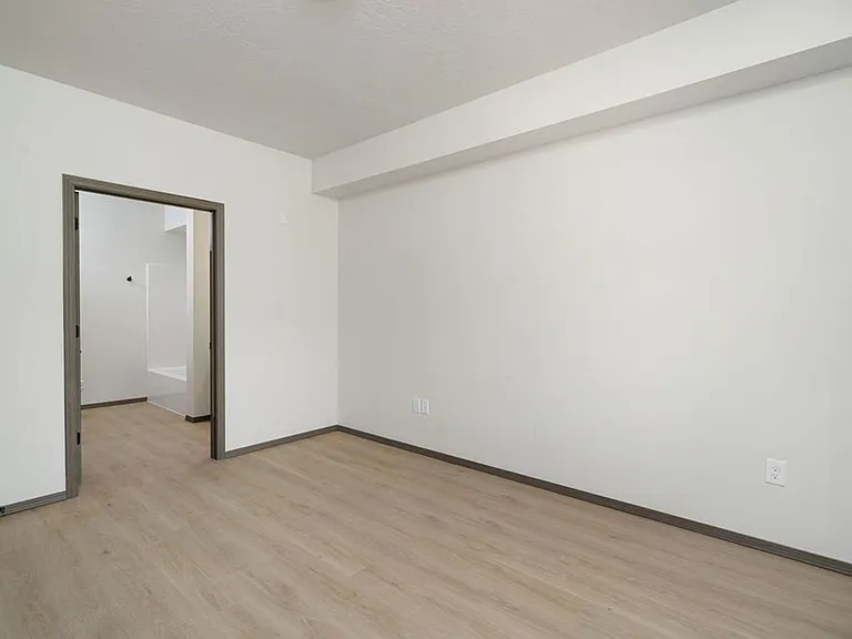 The Vistas Apartments at Beacon Hill — Photo 77