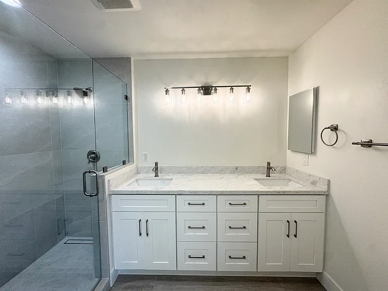 2737 Forest Park Ln — Photo 42