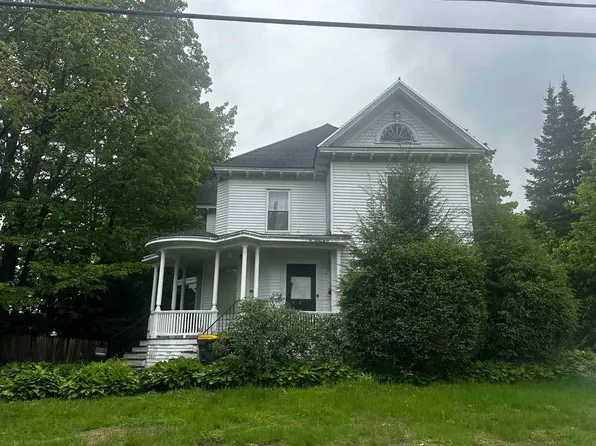 28 Harvard Street, Laconia, NH 03246