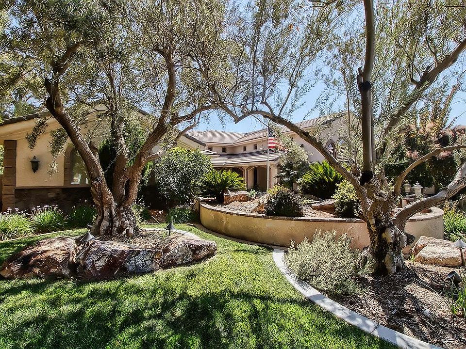 1st image of 19151 Glenbrook Cir