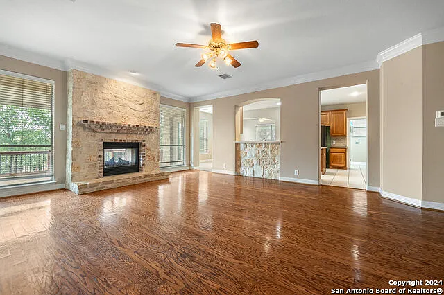 410 Cadence Hl — Photo 7