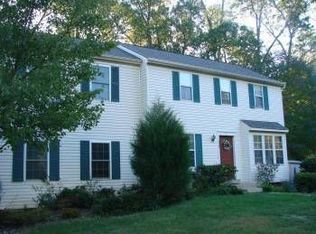 4525 Samuels Pine Rd, Chantilly, VA 20151