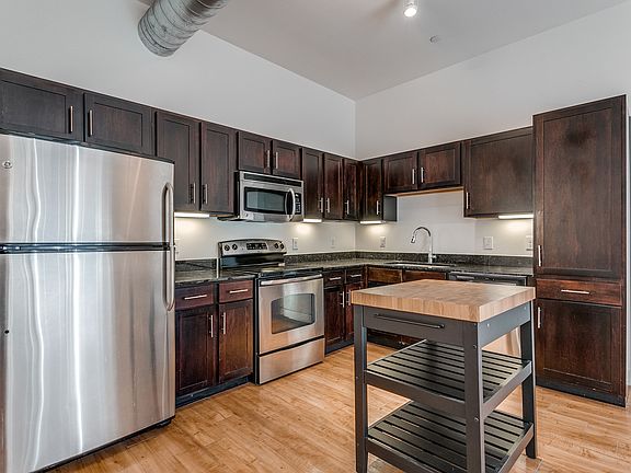 5th image of 1401 S Flores St #310-1