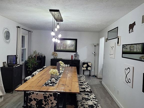 Dining Room Flex Room