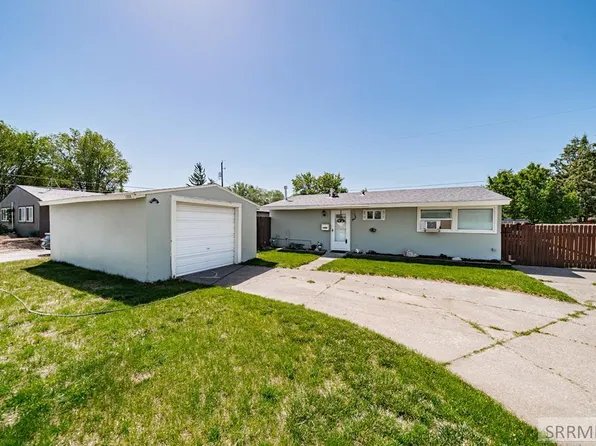 1088 Irving St, Idaho Falls, ID 83401