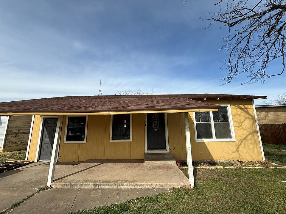 1st image of 110 Estella Dr
