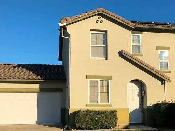 63 Sun Reign Pl, Sacramento, CA 95823